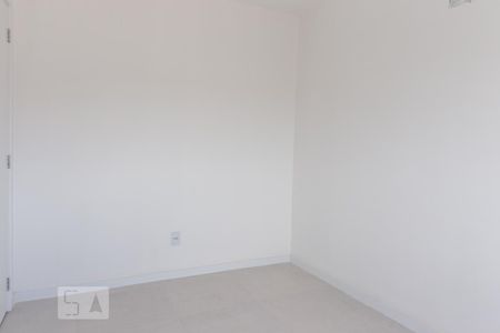 Quarto  de apartamento para alugar com 2 quartos, 76m² em Santa Maria Goretti, Porto Alegre