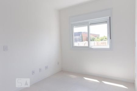 Suíte de apartamento para alugar com 2 quartos, 76m² em Santa Maria Goretti, Porto Alegre