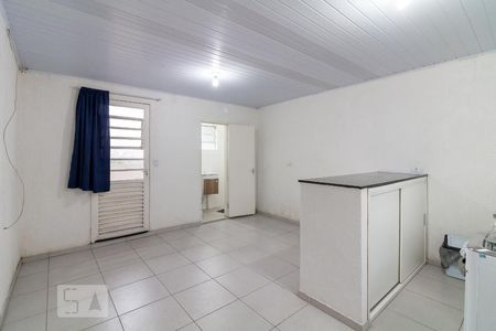 Sala e quarto de kitnet/studio para alugar com 1 quarto, 17m² em Vila Hermínia, Guarulhos