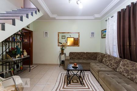 Sala de casa à venda com 4 quartos, 200m² em Jardim Sarah, São Paulo