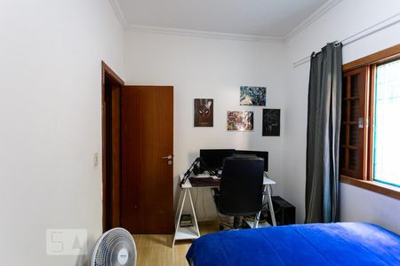 Quarto de casa à venda com 4 quartos, 200m² em Jardim Sarah, São Paulo