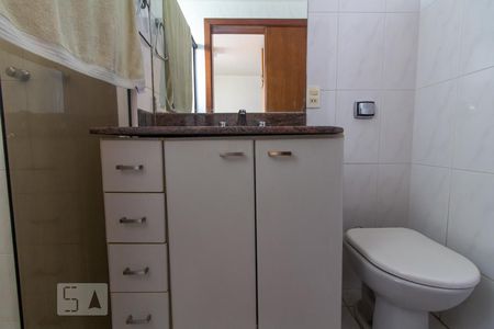 Banheiro da Suíte 1 de apartamento para alugar com 3 quartos, 98m² em Palmares, Belo Horizonte