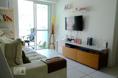 Sala de apartamento à venda com 2 quartos, 69m² em Camorim, Rio de Janeiro