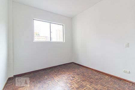 Quarto de apartamento para alugar com 1 quarto, 32m² em Rebouças , Curitiba