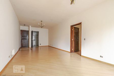 Sala de apartamento para alugar com 3 quartos, 118m² em Batel, Curitiba