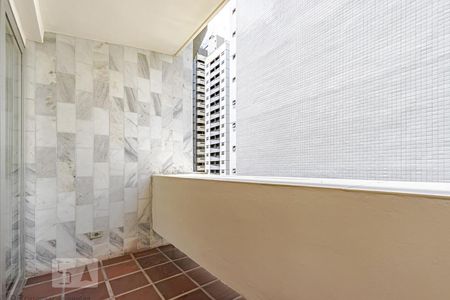 Sacada de apartamento para alugar com 3 quartos, 118m² em Batel, Curitiba