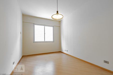 1º Dormitório de apartamento para alugar com 3 quartos, 118m² em Batel, Curitiba