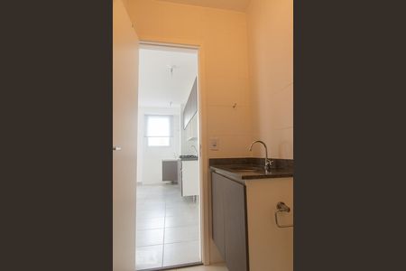 Banheiro de apartamento à venda com 1 quarto, 34m² em Cambuci, São Paulo