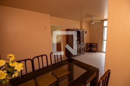 Sala de apartamento à venda com 2 quartos, 58m² em Barra da Tijuca, Rio de Janeiro