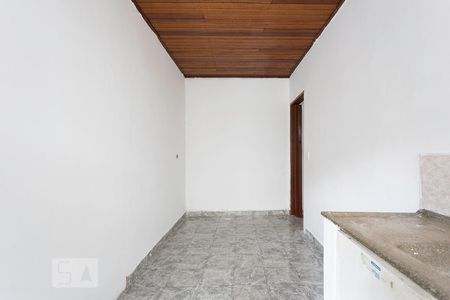 Sala e cozinha de casa de condomínio para alugar com 1 quarto, 50m² em Vila Yara, Osasco