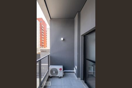 Varanda de kitnet/studio para alugar com 1 quarto, 23m² em Pinheiros, São Paulo