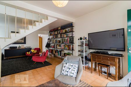 Sala de casa para alugar com 7 quartos, 224m² em Sumarezinho, São Paulo