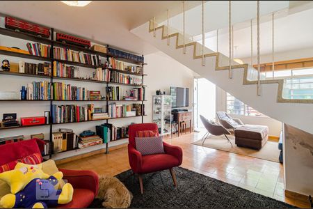 Sala de casa para alugar com 7 quartos, 224m² em Sumarezinho, São Paulo