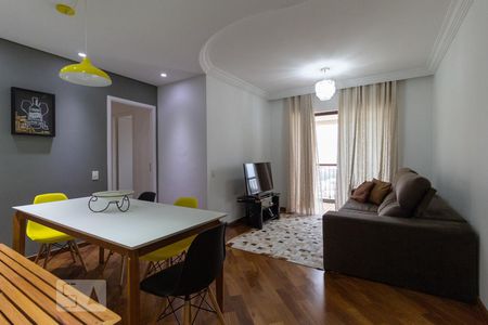 Sala de apartamento para alugar com 3 quartos, 75m² em Jardim Bonfiglioli, São Paulo