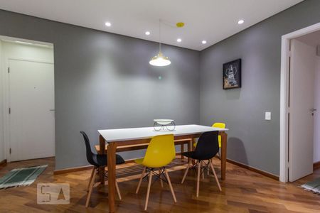 Sala de apartamento para alugar com 3 quartos, 75m² em Jardim Bonfiglioli, São Paulo