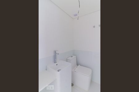 Lavabo de apartamento para alugar com 3 quartos, 145m² em Vila Lanzara, Guarulhos