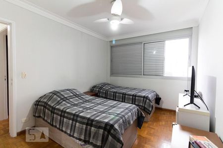 Suíte de apartamento à venda com 2 quartos, 74m² em Vila Mariana, São Paulo