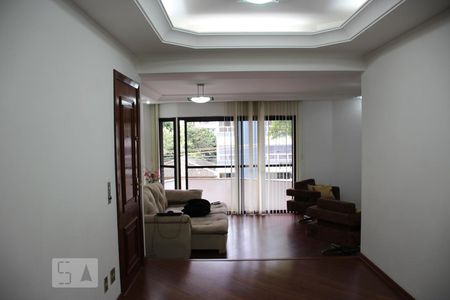 Apartamento à venda com 115m², 3 quartos e 2 vagasSala