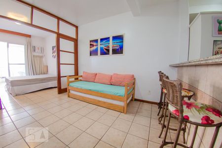 Sala de apartamento para alugar com 2 quartos, 68m² em Ingleses Norte, Florianópolis