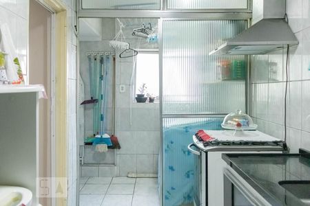 Cozinha de apartamento à venda com 2 quartos, 55m² em Vila Parque Jabaquara, São Paulo