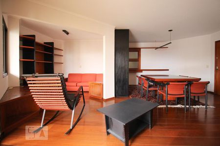 Sala de apartamento para alugar com 3 quartos, 130m² em Indianópolis, São Paulo