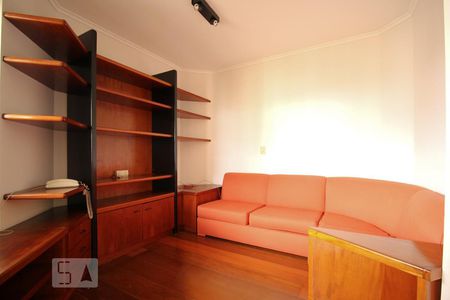 Sala de apartamento para alugar com 3 quartos, 130m² em Indianópolis, São Paulo