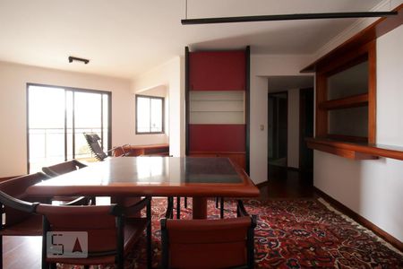 Sala de apartamento para alugar com 3 quartos, 130m² em Indianópolis, São Paulo