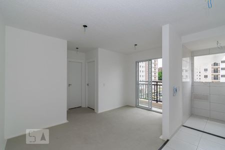 Sala de apartamento para alugar com 2 quartos, 44m² em Irajá, Rio de Janeiro