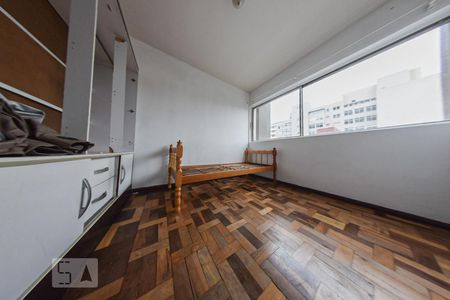 Quarto 1 de apartamento para alugar com 2 quartos, 47m² em Centro, Curitiba