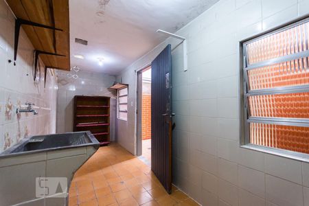 Casa para alugar com 126m², 2 quartos e 2 vagas Casa para alugar com 126m², 2 quartos e 2 vagasEdícula área de serviço