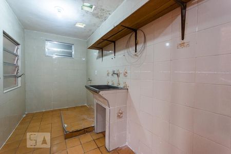 Casa para alugar com 126m², 2 quartos e 2 vagas Casa para alugar com 126m², 2 quartos e 2 vagasEdícula área de serviço