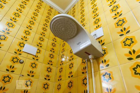 Casa para alugar com 126m², 2 quartos e 2 vagas Casa para alugar com 126m², 2 quartos e 2 vagasChuveiro