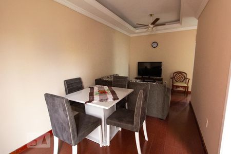 Sala de apartamento para alugar com 3 quartos, 60m² em Sagrada Família, Belo Horizonte