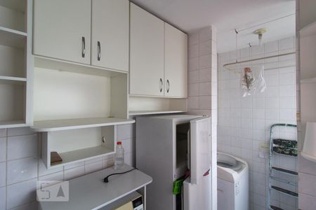 Cozinha de apartamento para alugar com 3 quartos, 60m² em Sagrada Família, Belo Horizonte