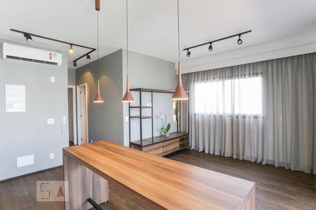 Sala de apartamento para alugar com 2 quartos, 67m² em Pinheiros, São Paulo