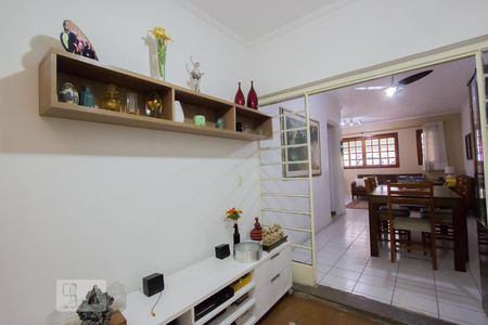 Sala de casa para alugar com 3 quartos, 160m² em Jardim Monte Kemel, São Paulo