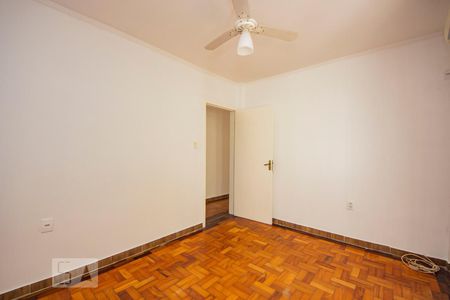 Quarto 1 de apartamento para alugar com 2 quartos, 63m² em Petrópolis, Porto Alegre