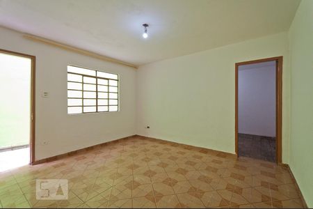 Sala 1 de casa à venda com 4 quartos, 180m² em Vila Verde, São Paulo