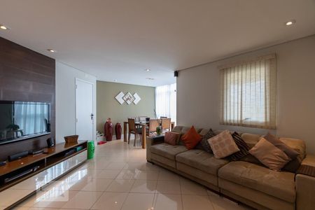 Sala de apartamento à venda com 3 quartos, 107m² em Vila Suzana, São Paulo