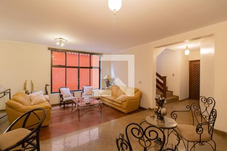Sala de casa para alugar com 4 quartos, 376m² em Jardim Tranqüilidade, Guarulhos