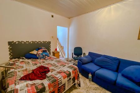 Casa à venda com 300m², 6 quartos e sem vaga Casa à venda com 300m², 6 quartos e sem vagaQuarto