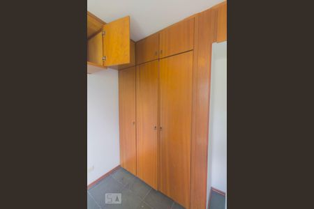 Quarto de apartamento à venda com 1 quarto, 42m² em Santo Amaro, São Paulo