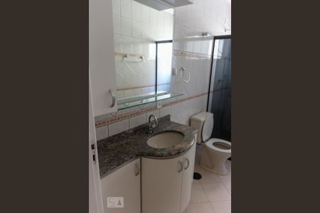 Banheiro de apartamento para alugar com 3 quartos, 85m² em Baeta Neves, São Bernardo do Campo