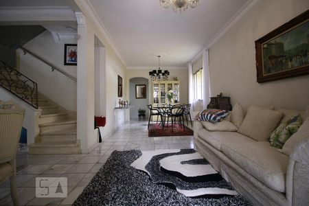 Sala de casa à venda com 3 quartos, 270m² em Ipiranga, São Paulo