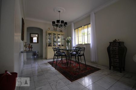 Sala de casa à venda com 3 quartos, 270m² em Ipiranga, São Paulo