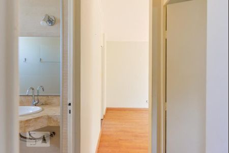 Corredor de apartamento à venda com 2 quartos, 50m² em Vila Padre Manoel de Nóbrega, Campinas