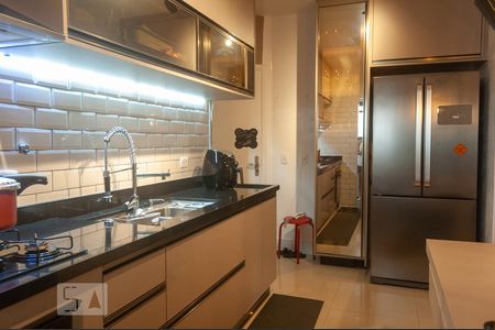 Sala/Cozinha de apartamento para alugar com 3 quartos, 135m² em Vila Regente Feijó, São Paulo