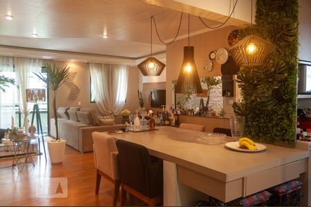 Sala/Cozinha de apartamento para alugar com 3 quartos, 135m² em Vila Regente Feijó, São Paulo