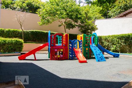 Apartamento à venda com 75m², 2 quartos e 2 vagas Apartamento à venda com 75m², 2 quartos e 2 vagasÁrea Comum - Playground