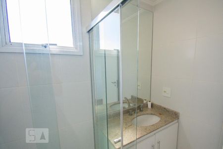 Apartamento à venda com 75m², 2 quartos e 2 vagas Apartamento à venda com 75m², 2 quartos e 2 vagasBanheiro da Suíte